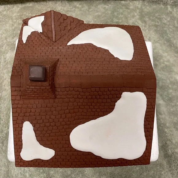 Department 56 Bavarian House Holiday Decor - Gray and White - Picture 6 of 12